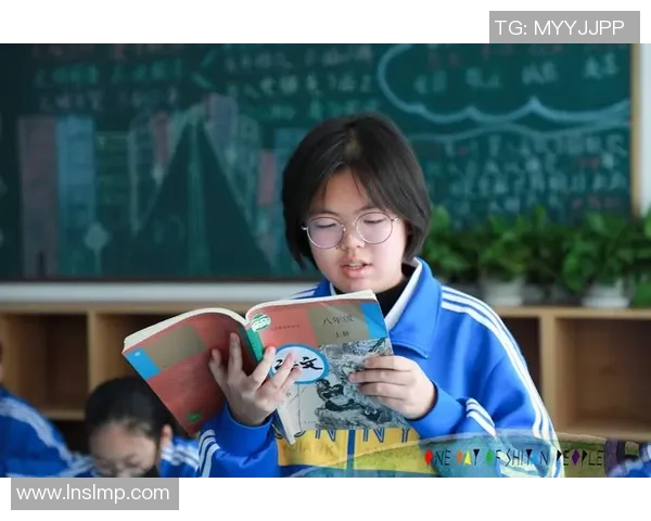 八十中足球场的青春记忆与梦想追逐之旅 八十中足球场的青春记忆与梦想追逐之旅